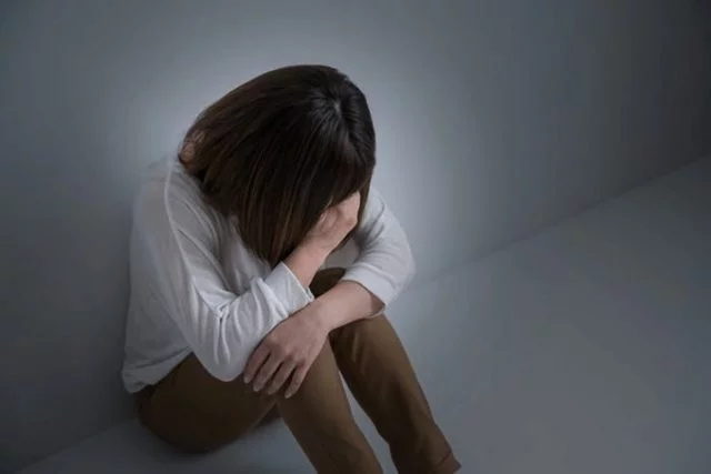 日当たりの悪い家にうんざり！暗い部屋を明るくする方法［全8選 
